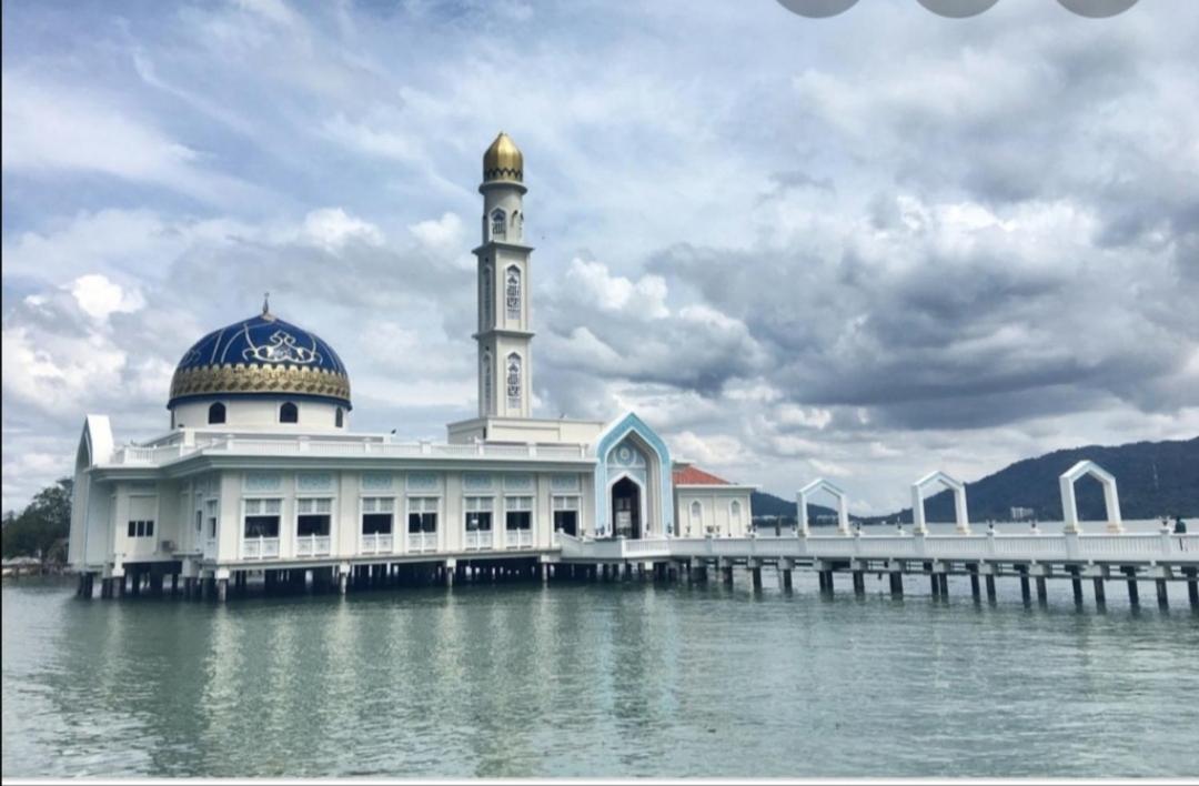 Zaquwan homestay teluk gedung Pulau Pangkor - Housity
