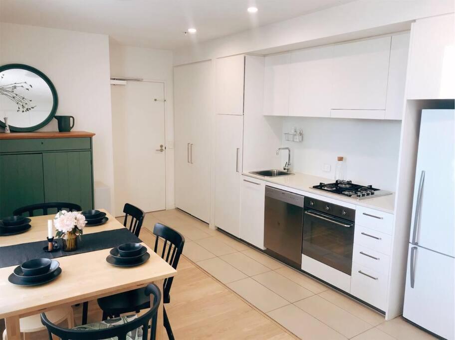 Holiday home /Hurstville/close to station/airport - Housity