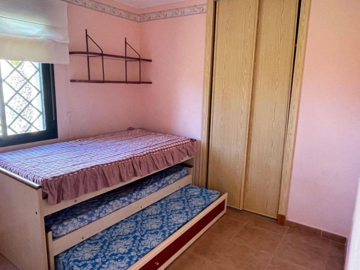 Apartment - 3 Bedrooms with Pool - 09394 - Housity