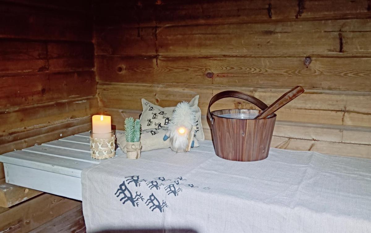 Suitetrails - Villa Joutti lake cottage with jacuzzi