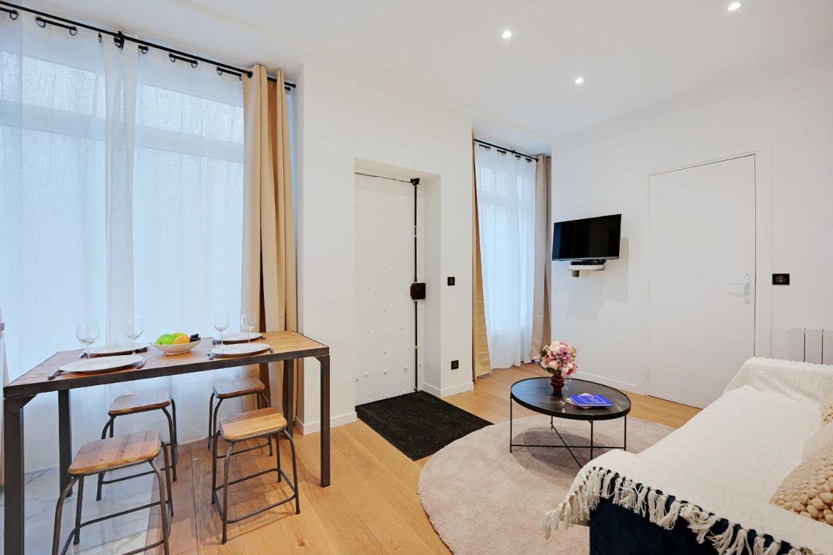 Lovely apartment in the heart of the grand boulevards - Housity