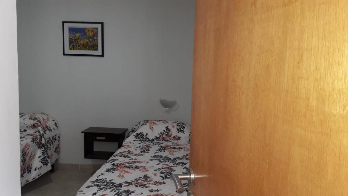 Alojamiento Guemes - Housity