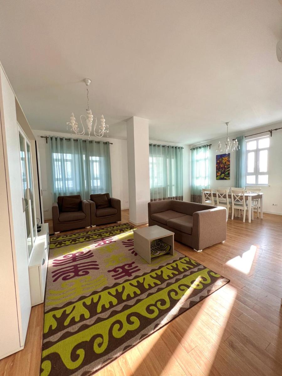 The Arc Residence - Housity