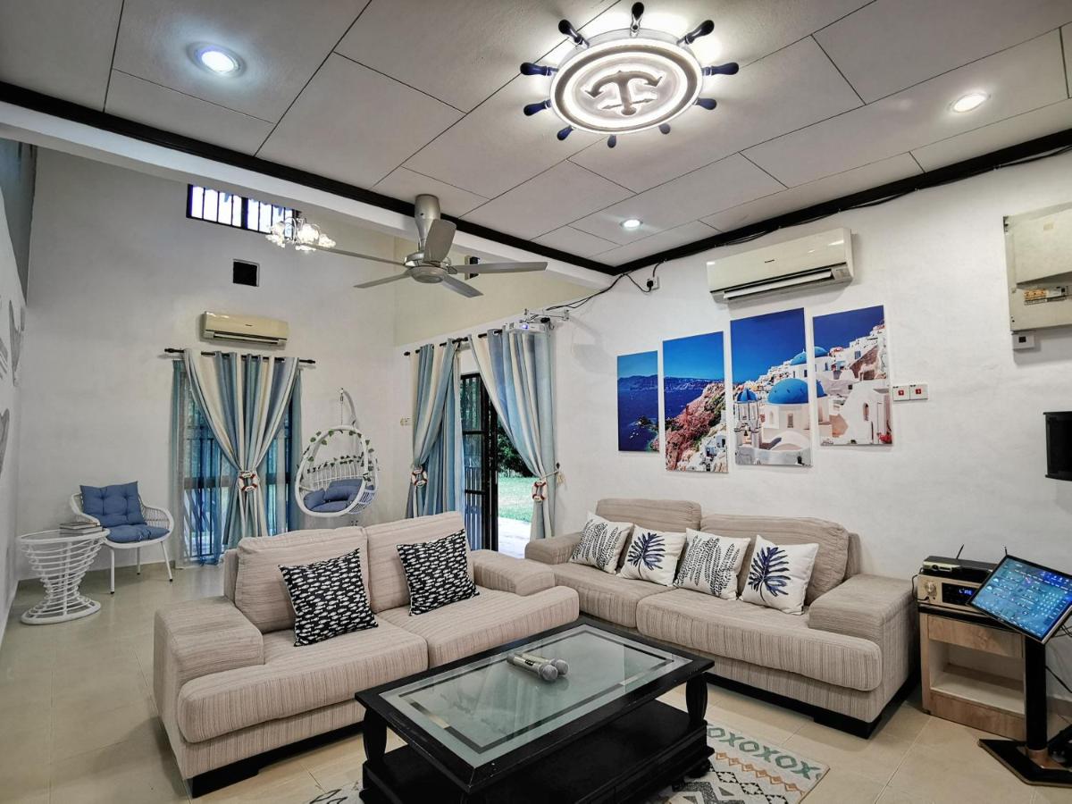 Yussy Homestay at Afamosa Villa - Housity