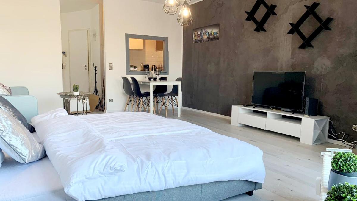 ✪ Beautiful Studio in Center with Amazing View ✪ - Housity