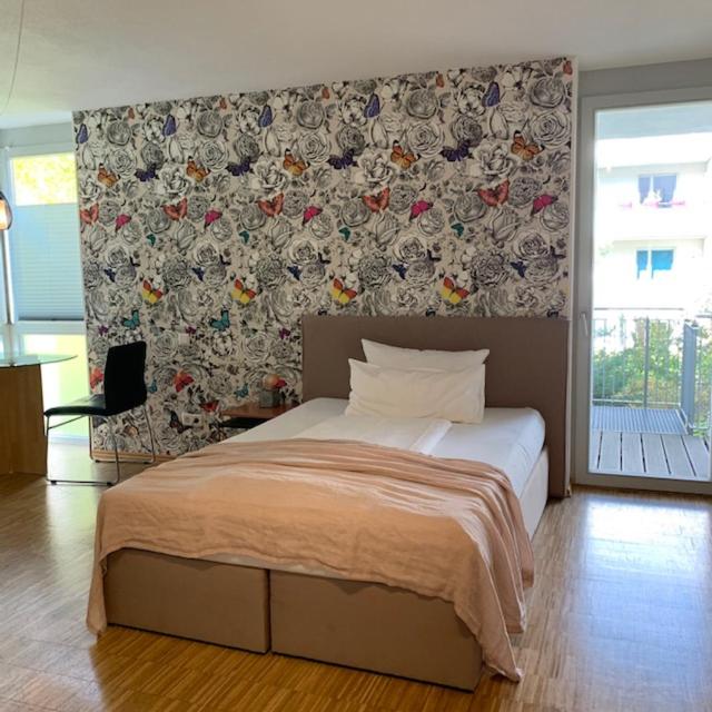 Sunny - Apartments in Laim - Housity