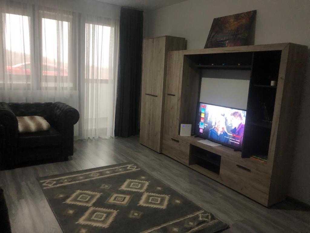 Ilinca-ZGATIA - Housity