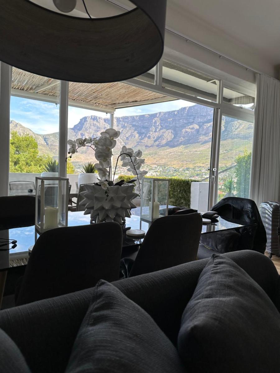 Incredible Cape Town Corner - Housity