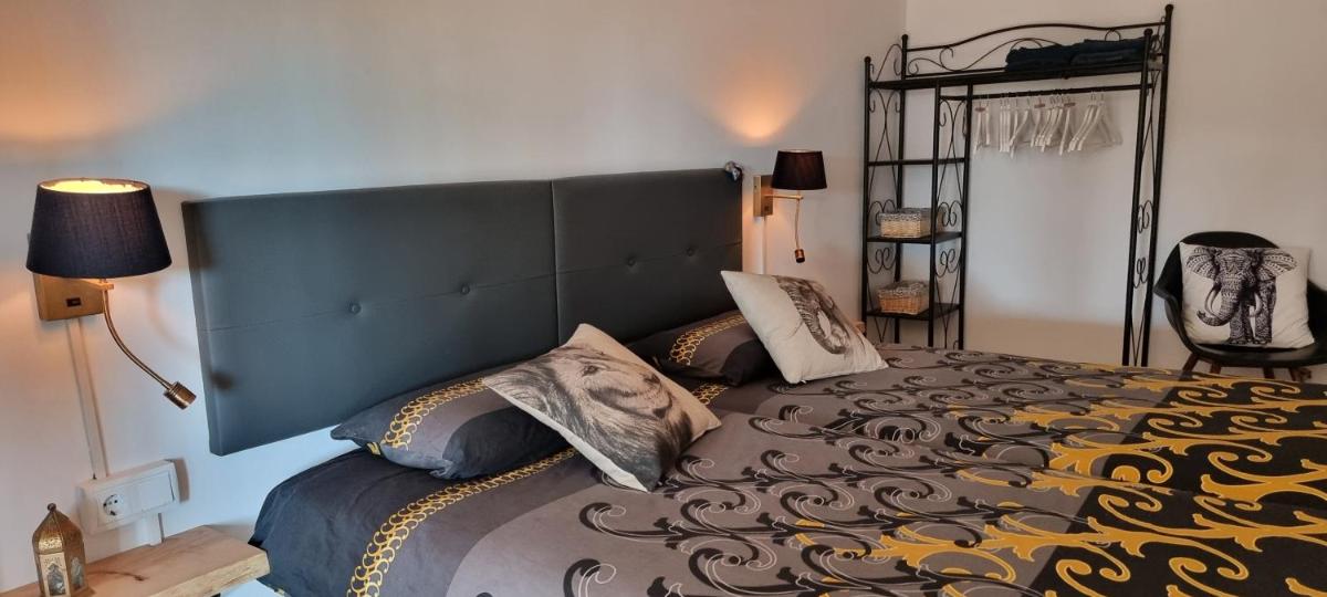 Casa Rural Buenavista Pedralba - Housity