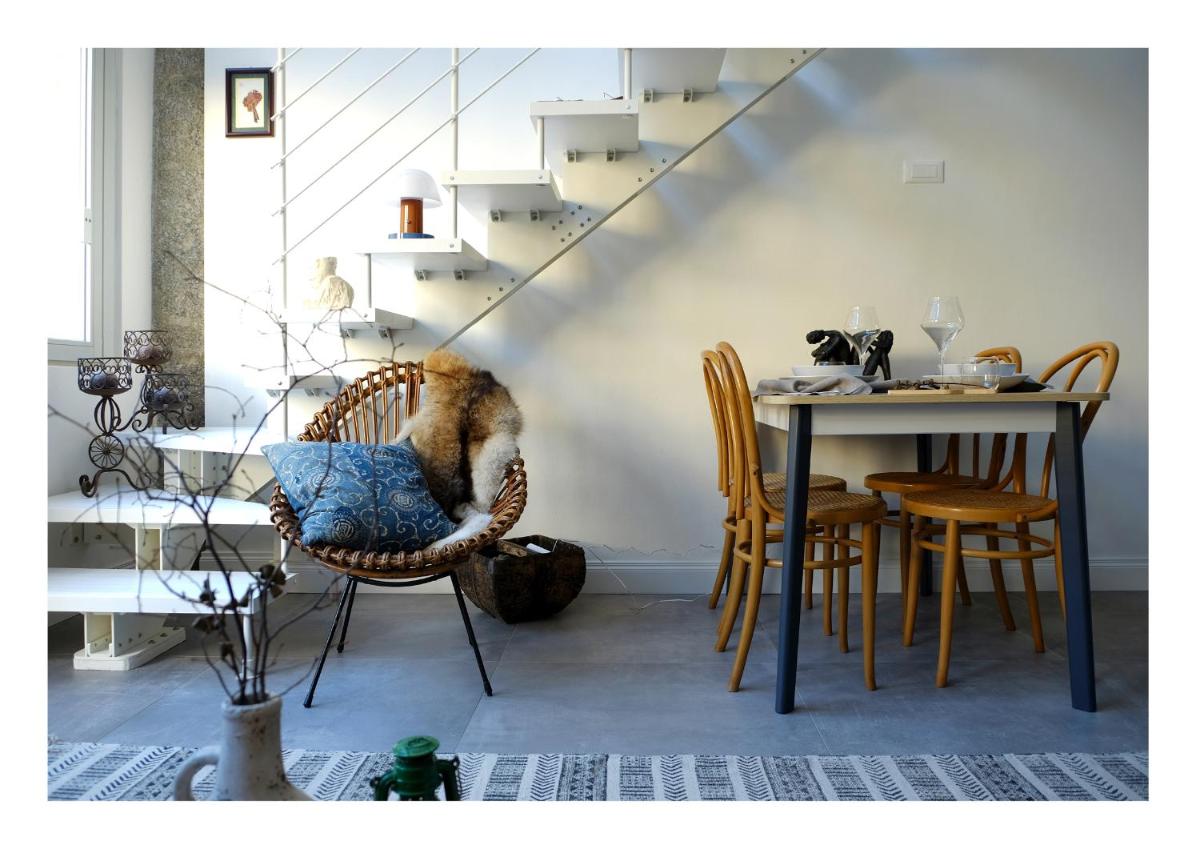 JOIVY Romantic Apartment with Parking - Housity