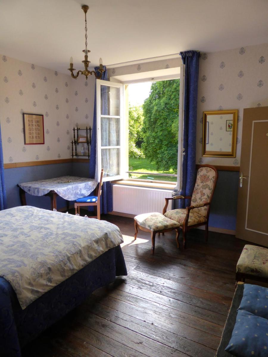 Maison d'hôtes Le Château de Puxe - Housity