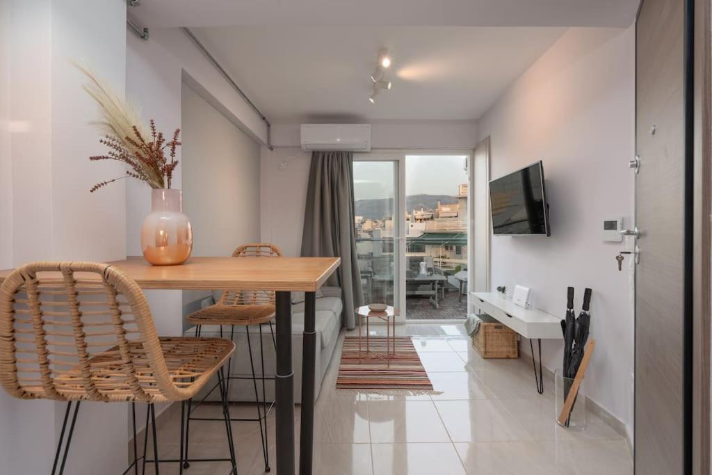 Duplex Acropolis View 2 Balconies - Housity