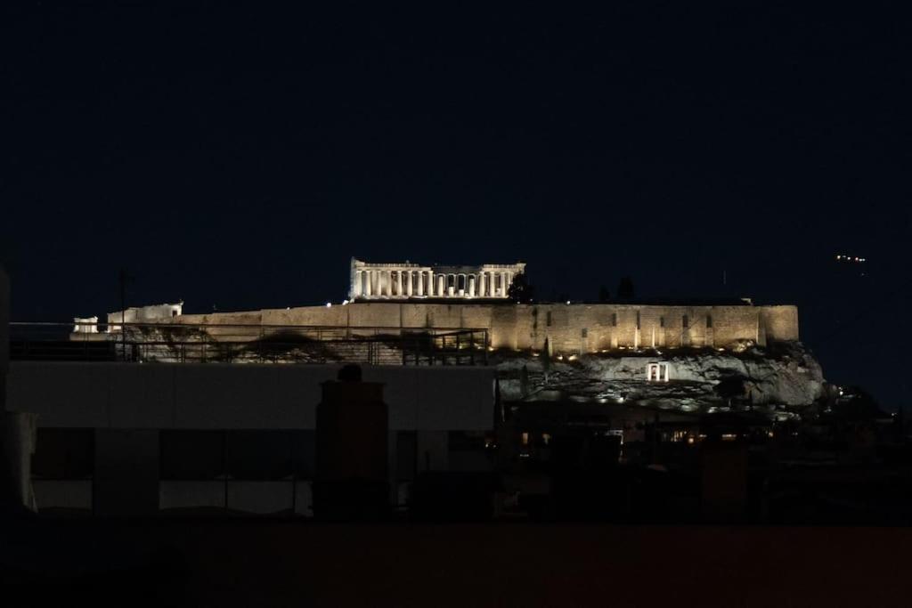Duplex Acropolis View 2 Balconies - Housity