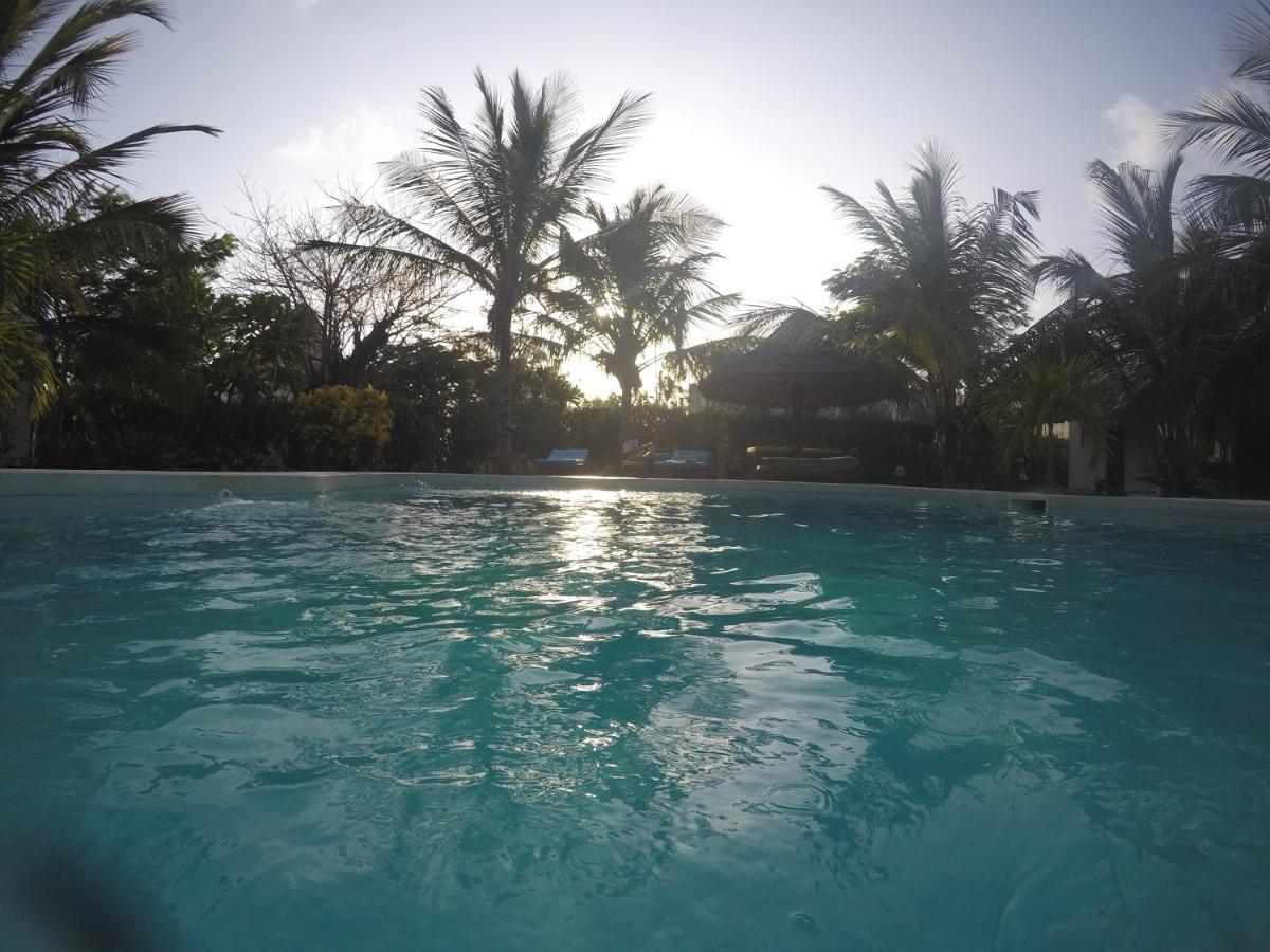 Deluxe villa with garden pool with service staff 150mt from the sea - Housity