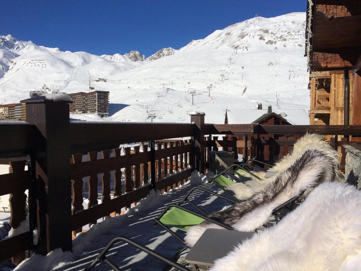 Vue générale sur la montagne ou vue sur la montagne depuis l'hôtel