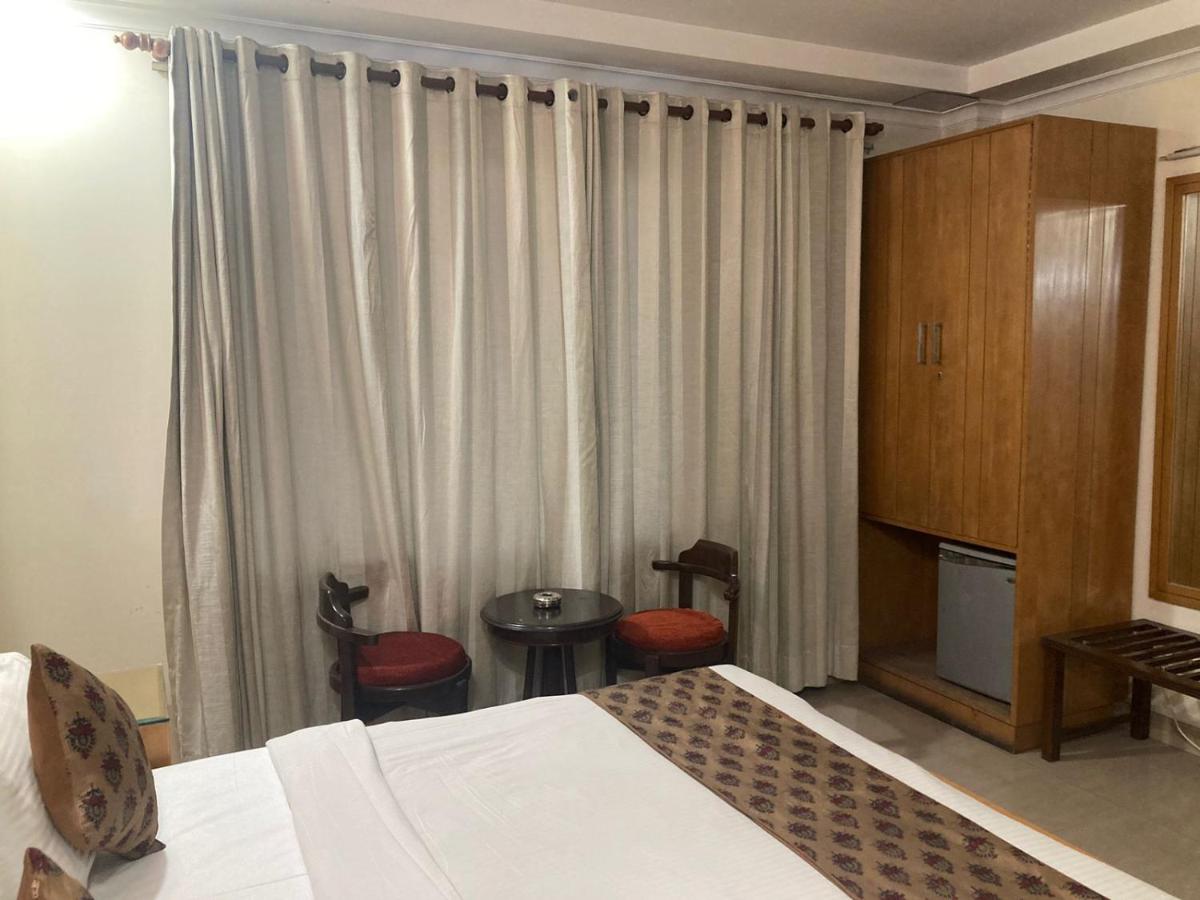 HOME@B11 - Housity