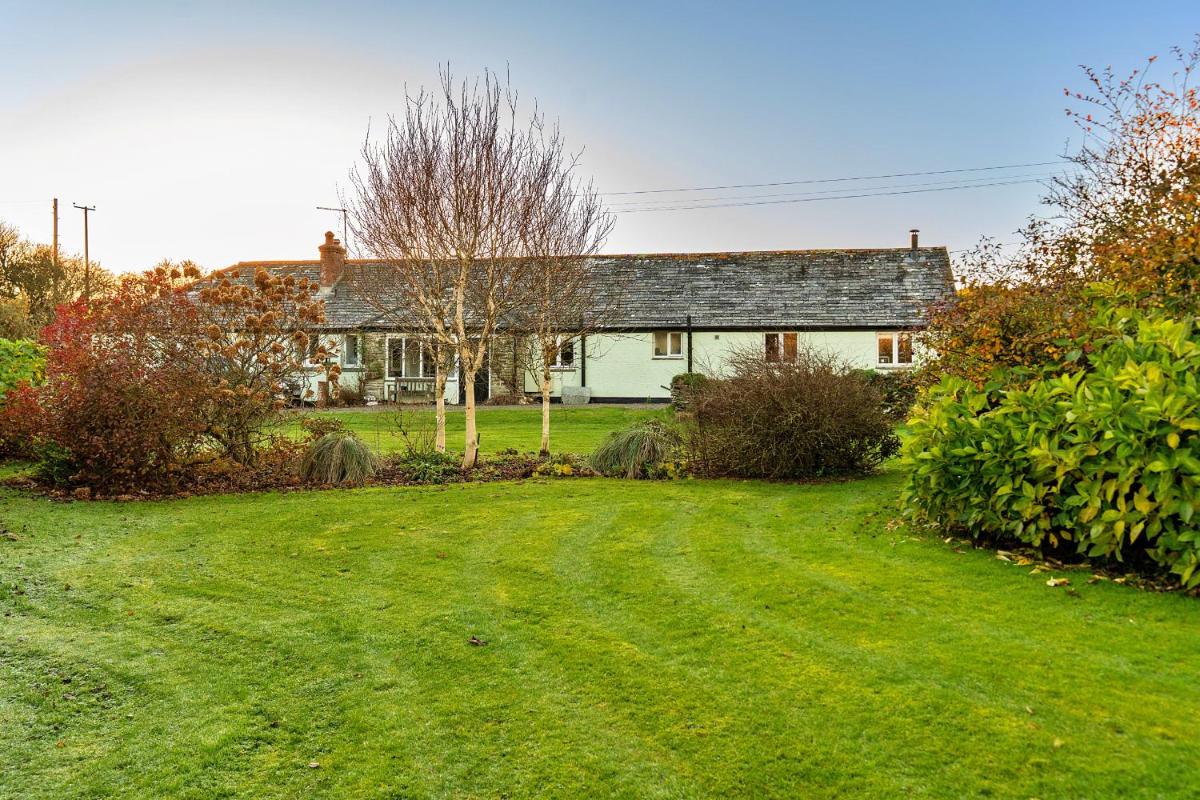 Finest Retreats - Jenny Wren - Housity