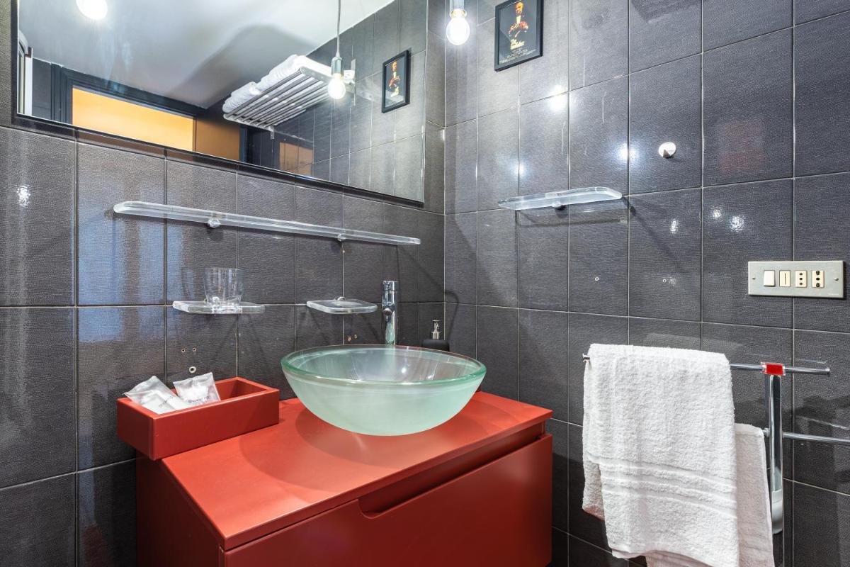 Centro Piazza Vittorio - Loft di Design con AC - Housity