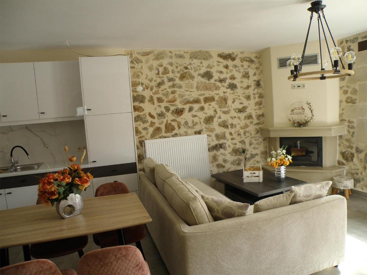 Tratidional House in Kalives - Housity