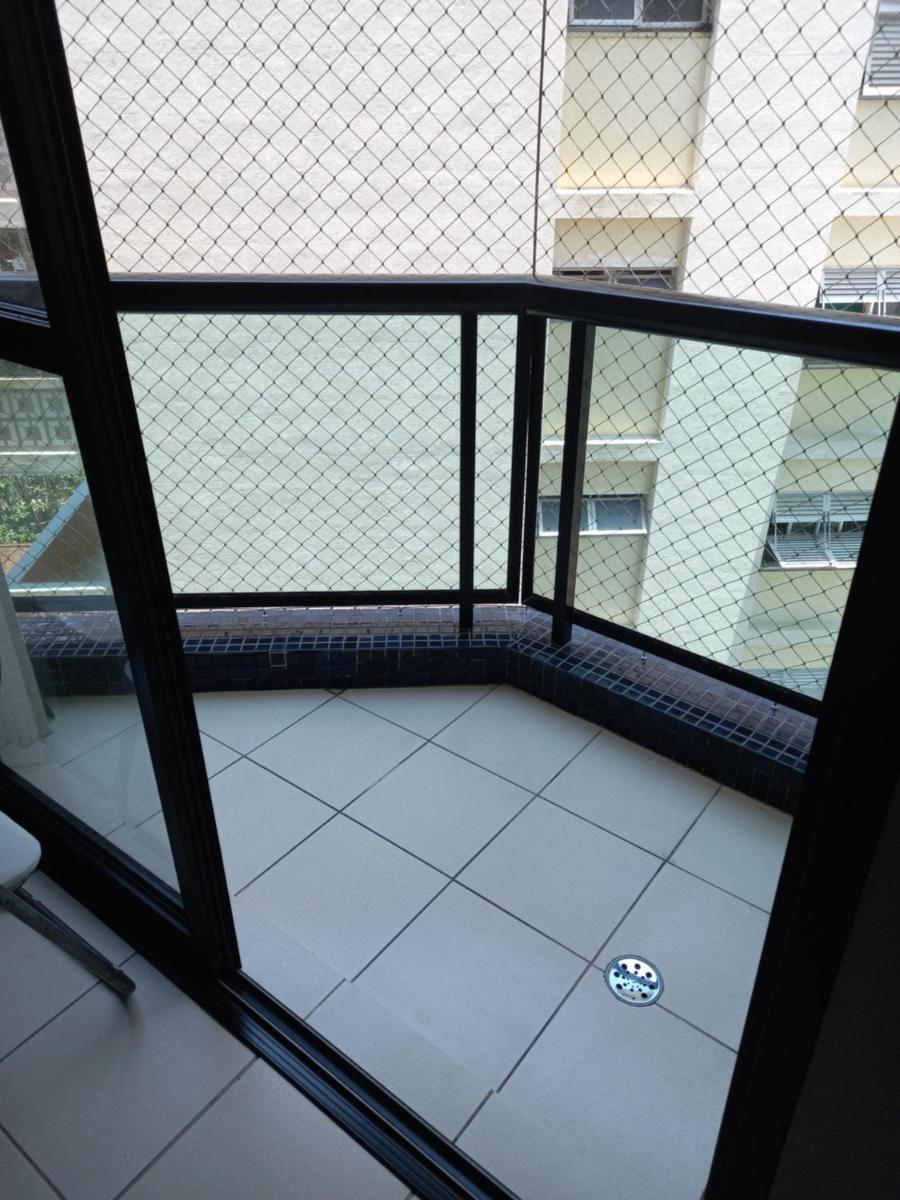 Apartamento em Pitangueiras - 100 metros da praia - Housity