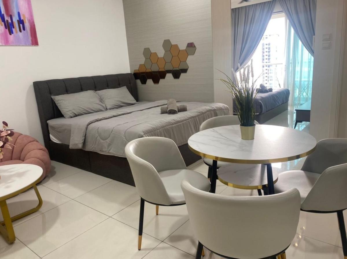 Teega Suites, Puteri Harbour, Iskandar Puteri - Housity
