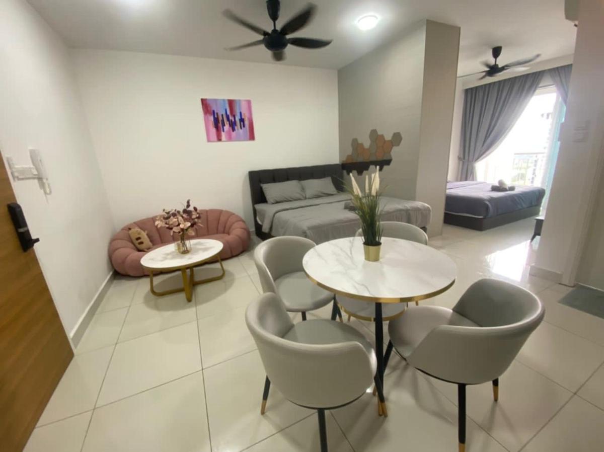 Teega Suites, Puteri Harbour, Iskandar Puteri - Housity