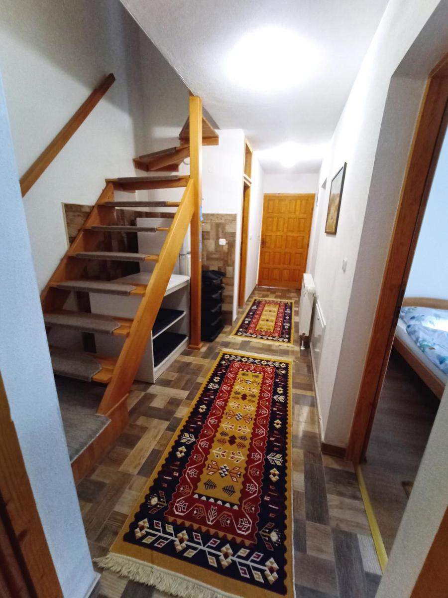 LUNA 2 dvoetažni apartman - Housity