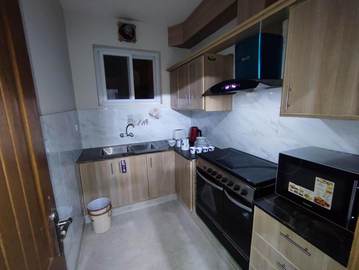 Spacious, Central Islamabad, sector F-6, 2Bedroom house - Housity