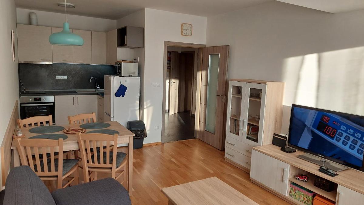 Apartment Iva - Housity