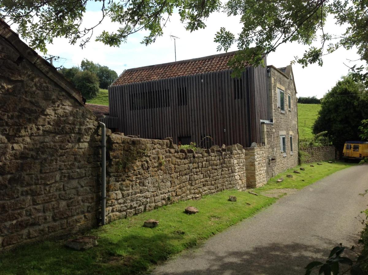 Award winning house with hot tub nr Bath - Housity