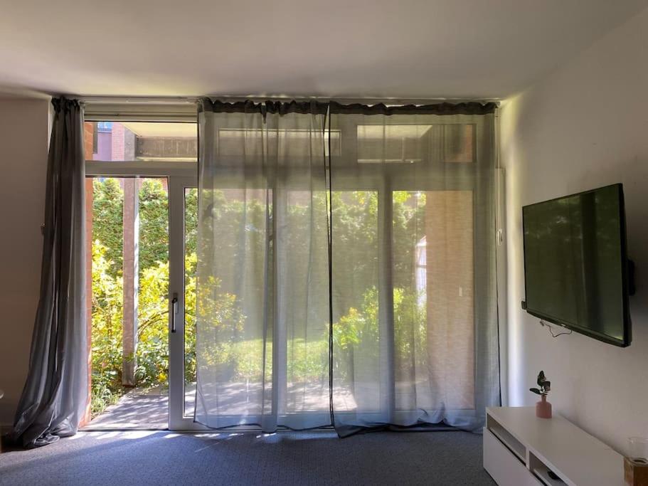 Ruhiges Apartment mit Terrasse - Housity