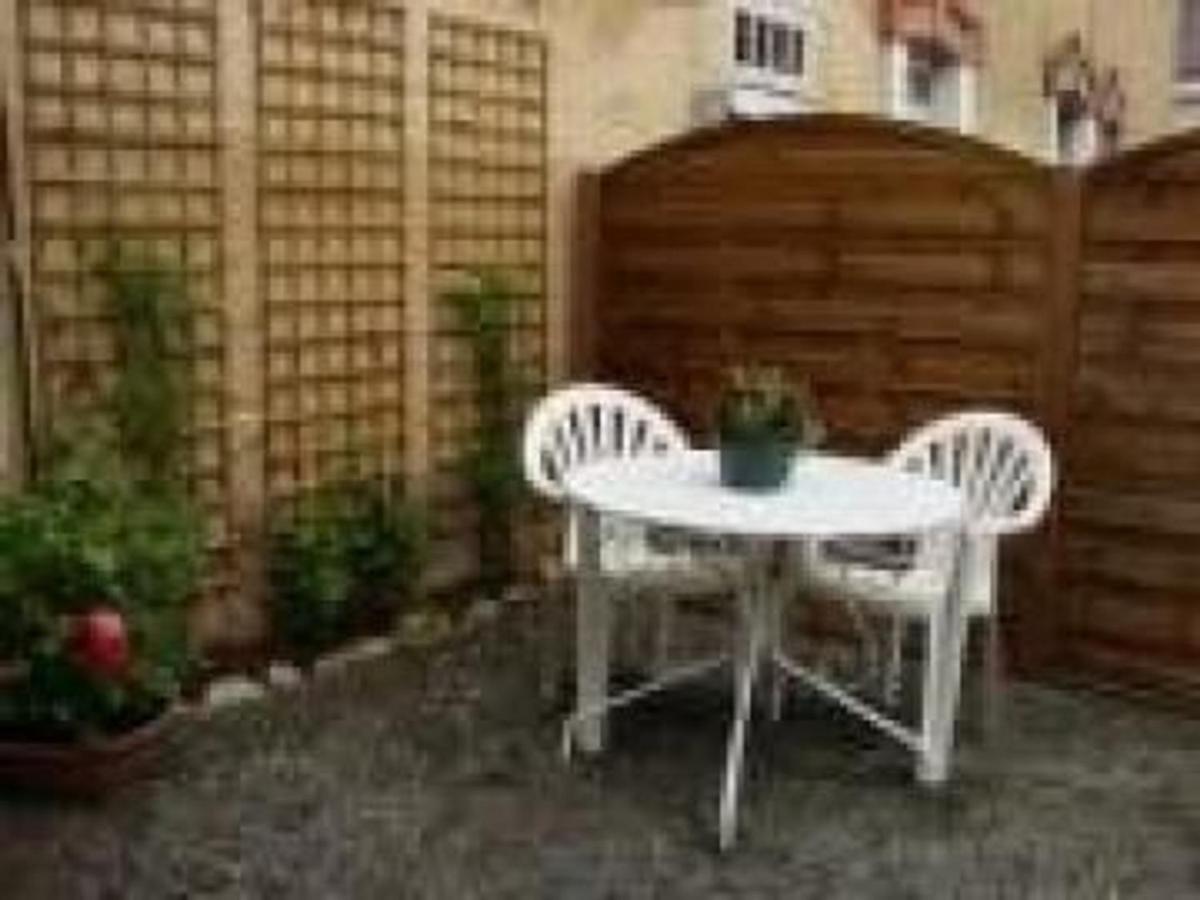 Charmante maison de bourg avec cour et Wi-Fi, à 25 km du Mans, produits locaux offerts - FR-1-410-187 - Housity