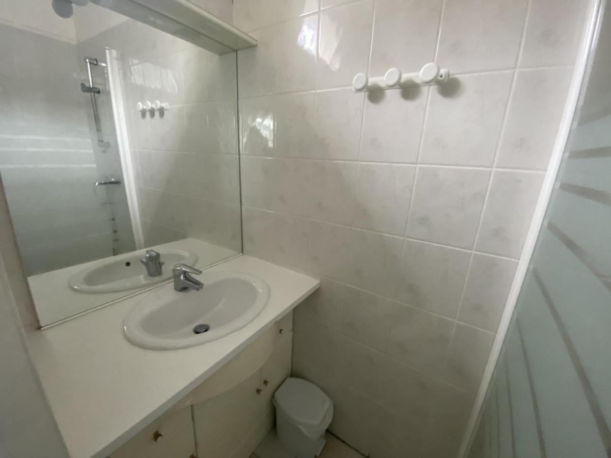 Charmant T2 en Centre-Ville de La Roche-Posay avec Wi-Fi, Proche Thermes et Commerces - FR-1-541-72 - Housity