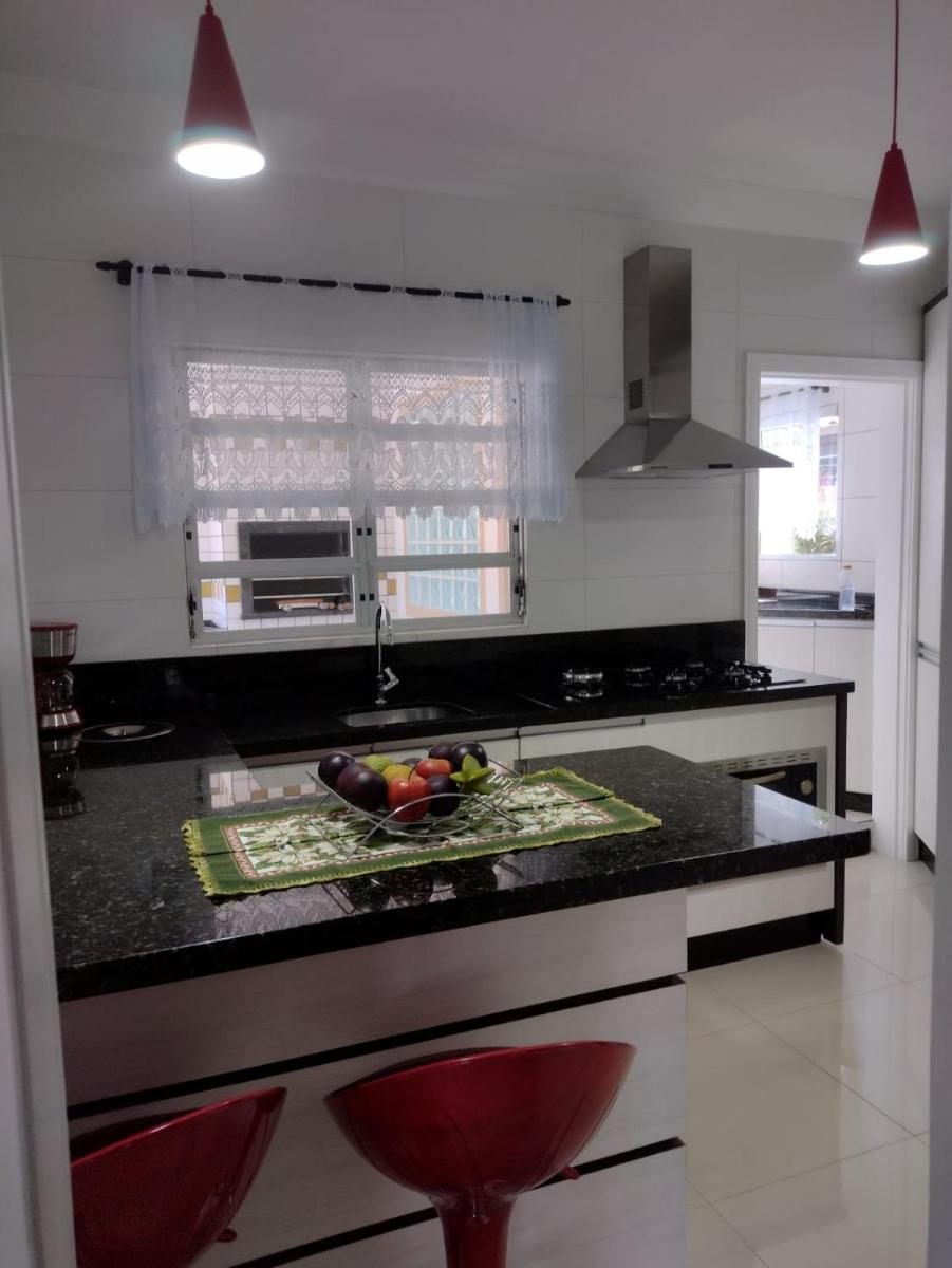 A casa perfeita no Ribeirão da Ilha- Florianópolis - Housity