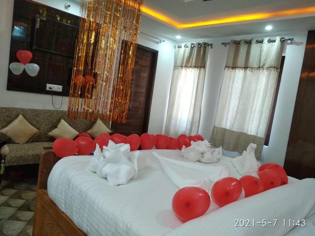 NRI Resorts & Hotels - Housity