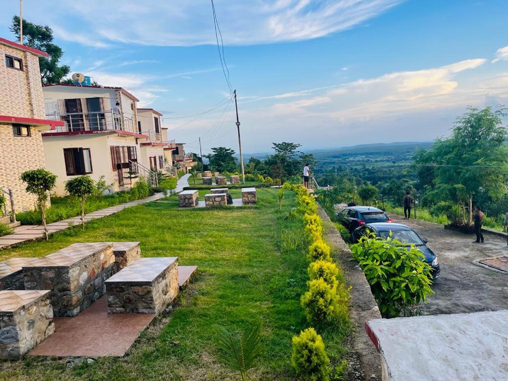 NRI Resorts & Hotels - Housity