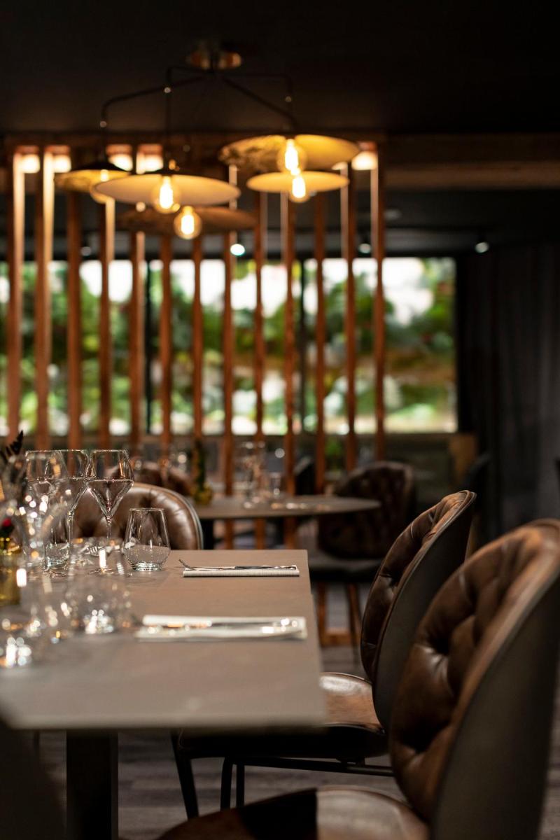 Restaurant ou autre lieu de restauration dans l'établissement Hôtel et Spa Le Vermont