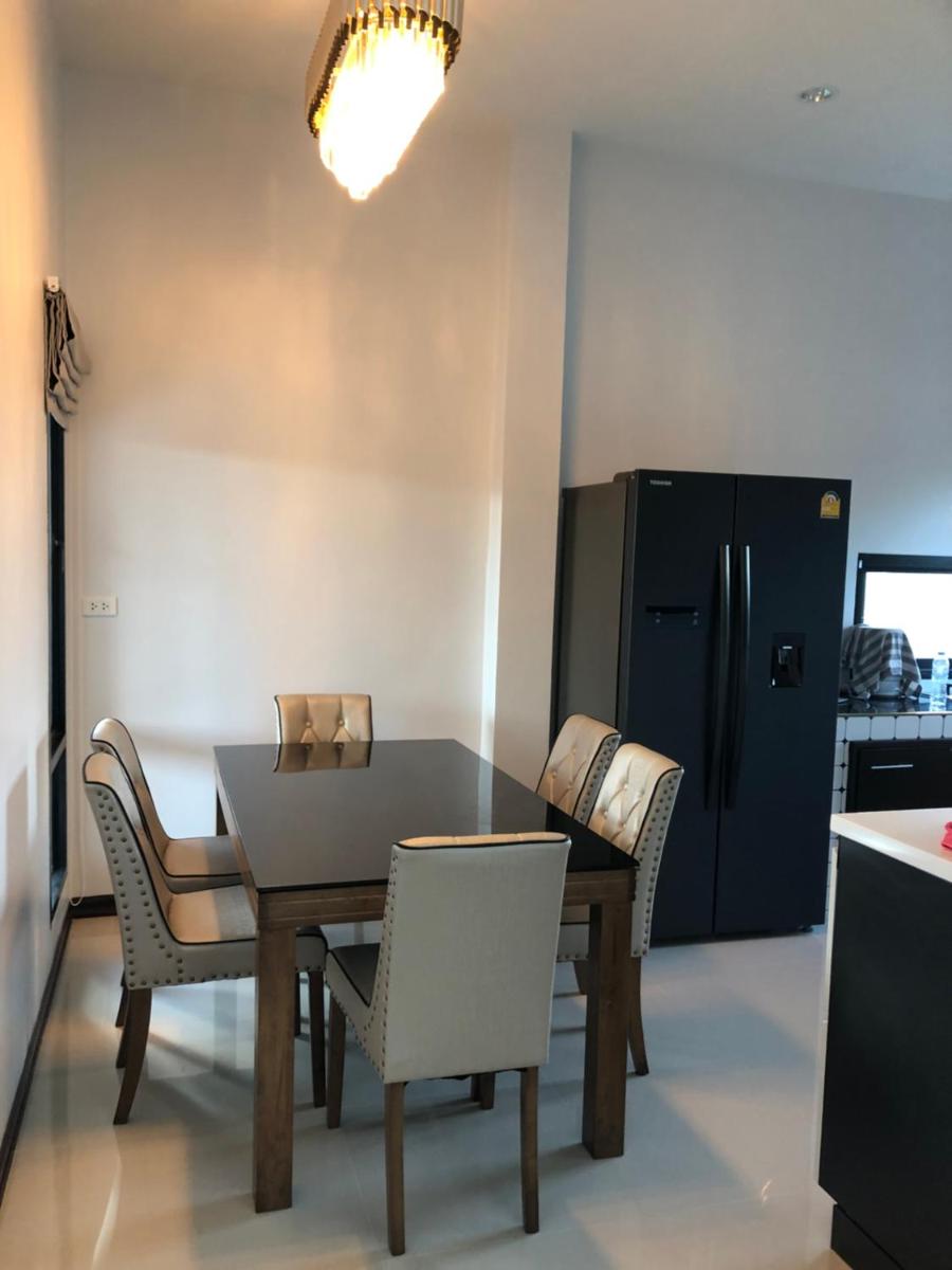 SUKANYA POOL VILLA - Housity