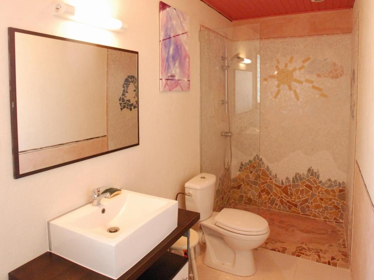 Charmante maison 57m² avec jardin, 2 ch, terrasse, WiFi, animaux admis, proche Chauvigny et La Roche Posay - FR-1-541-48 - Housity