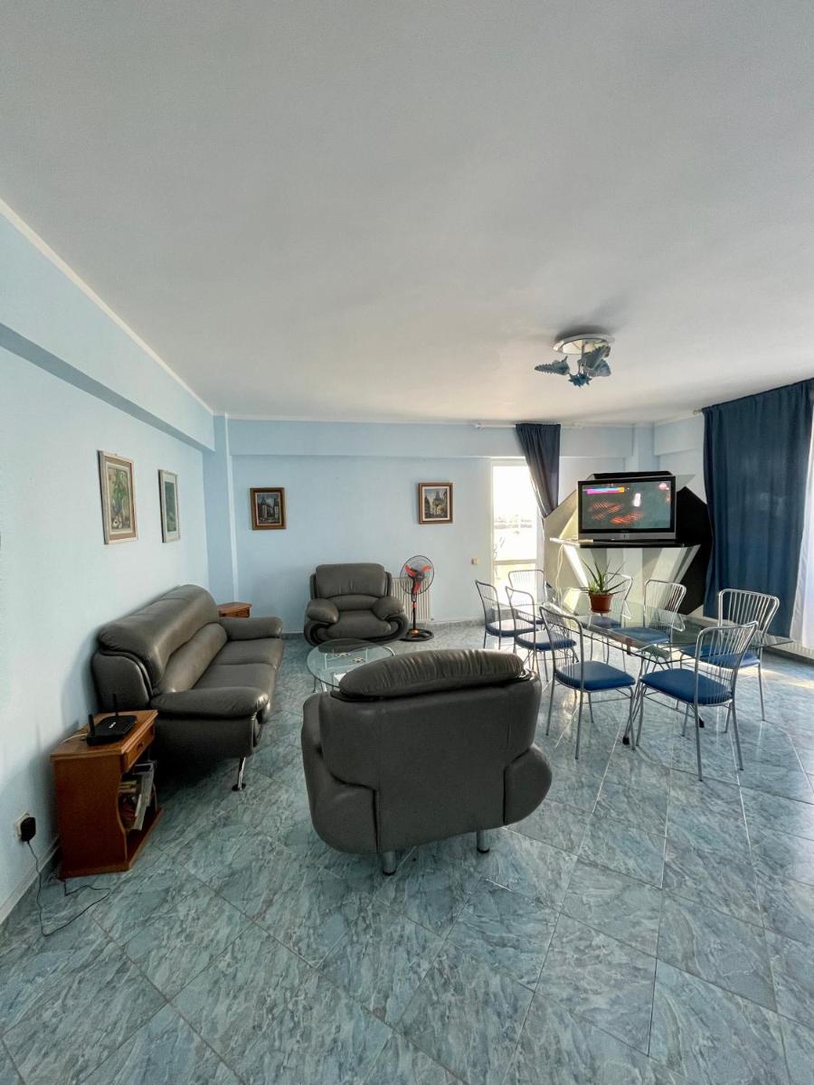 LuanaApartments #1 - Housity