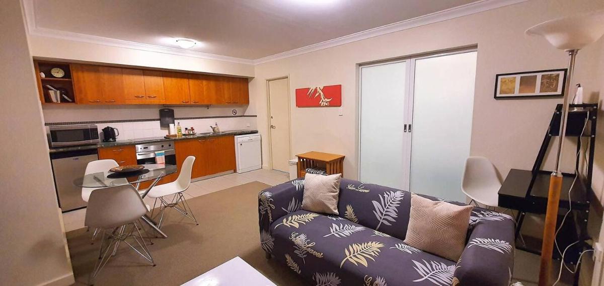 Heart of the City 504 - Housity