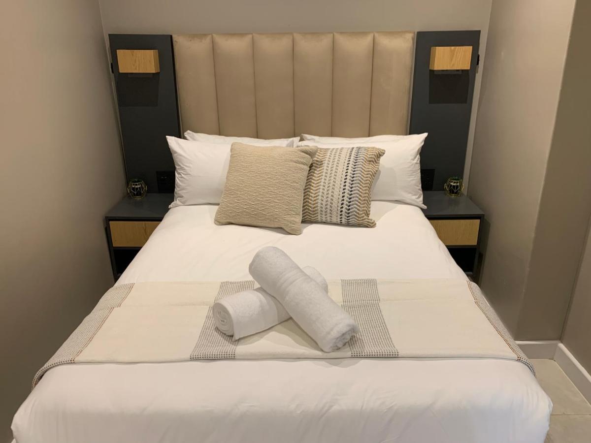 Zimbali Lakes Boulevard Suites 239 - Housity