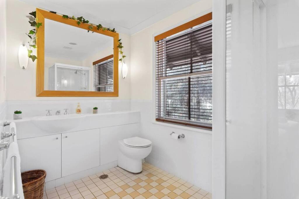 Suitetrails - King Villa Retreat / Hunter Valley