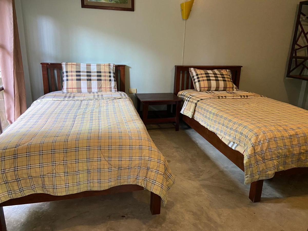 Nat Resort Koh Tao - Housity