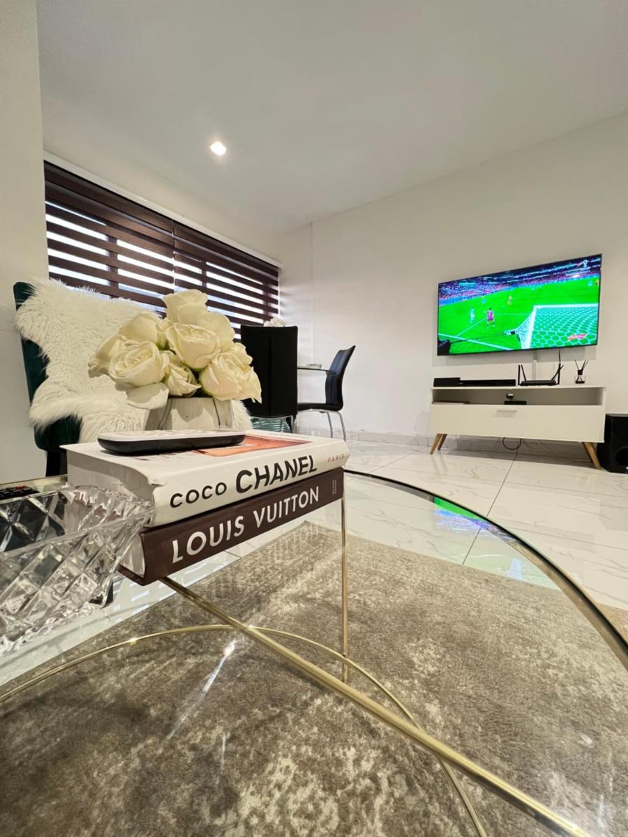 Luxury Penthouse Suite, Cantonments-Labone - Housity