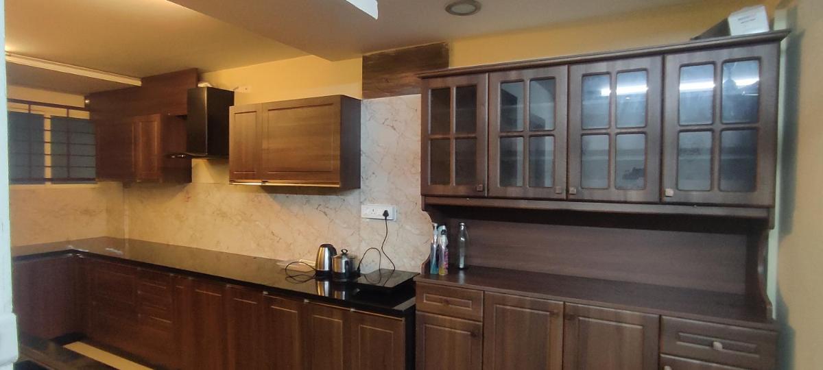 Happy Vibes Stay 2Bhk flat - Housity