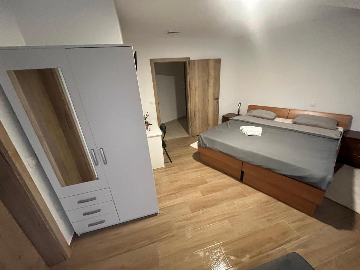 Rooms Balkovec - Housity