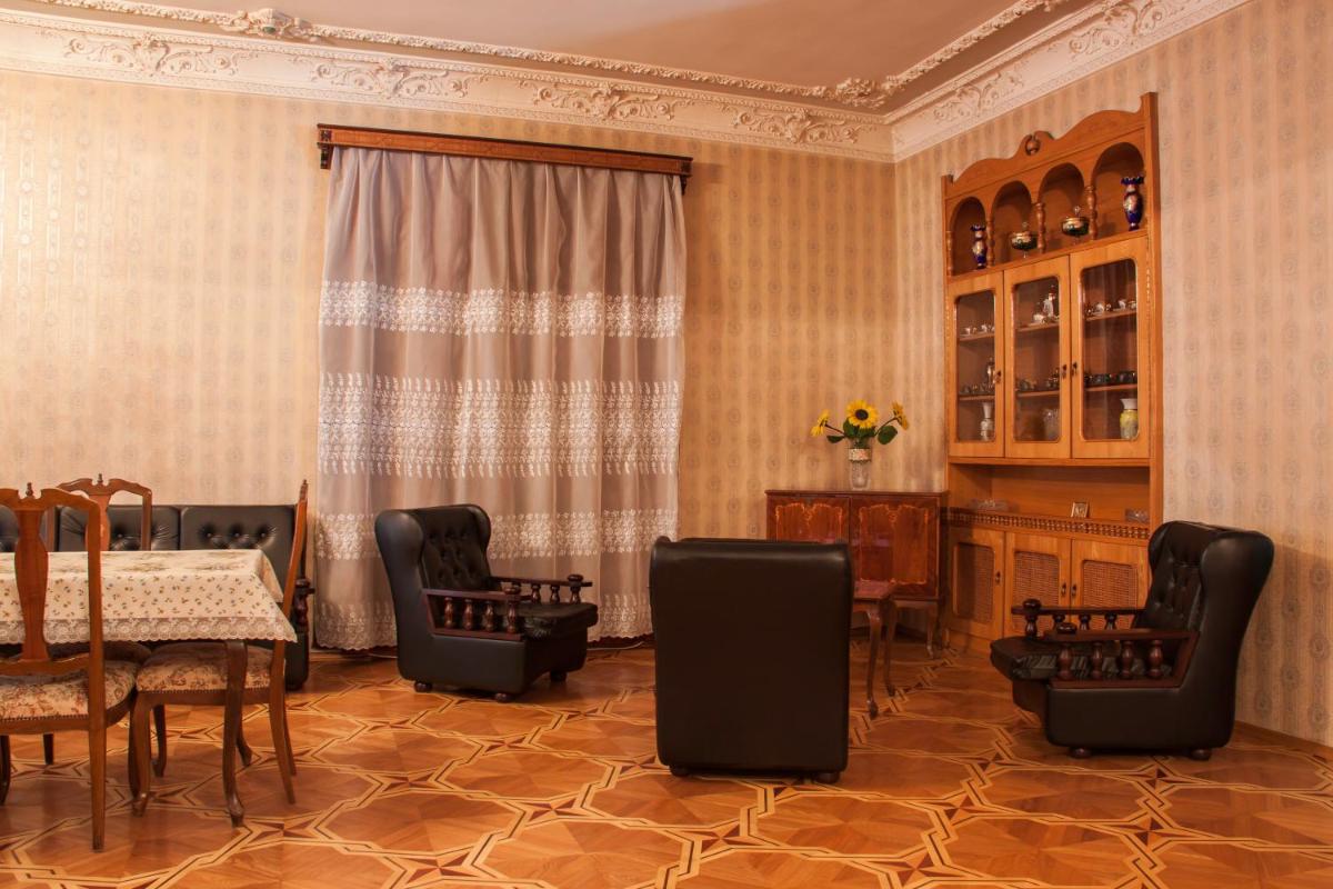 Guest House Asmati - Housity