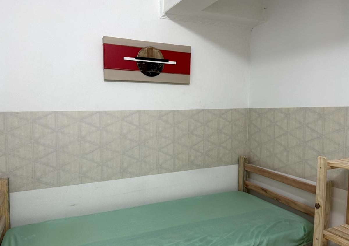 WR7 Hostel - Housity