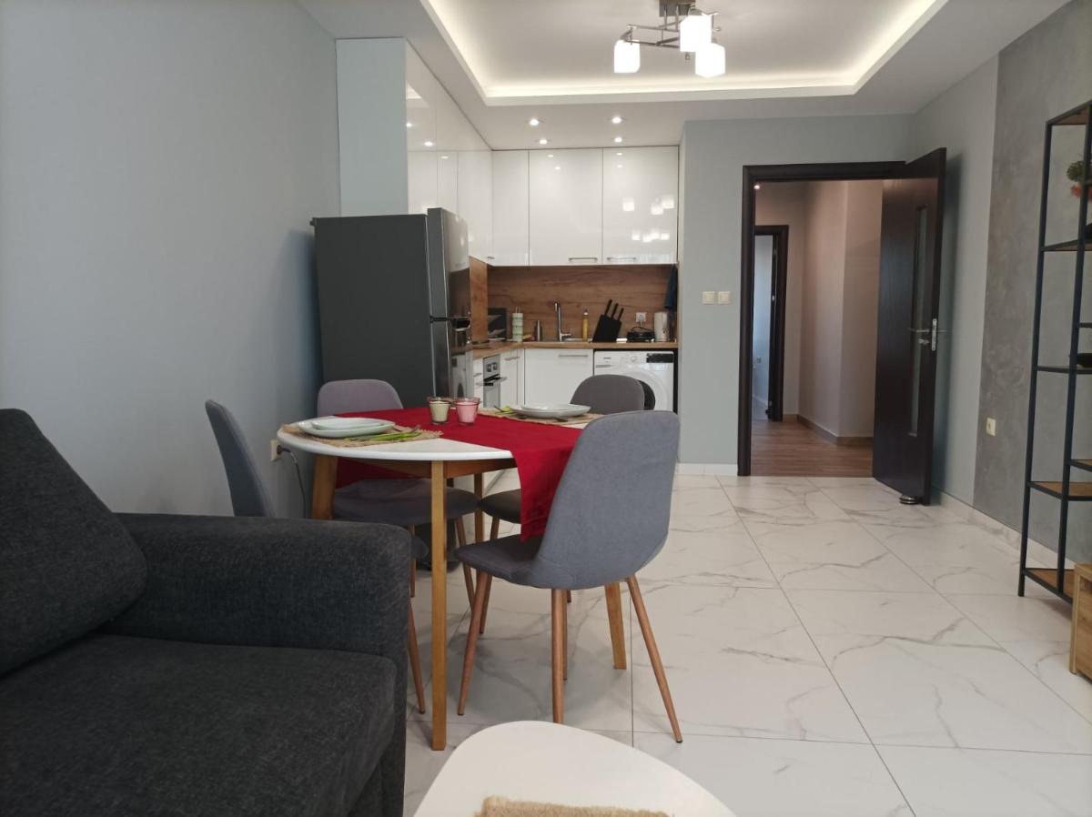 One Bedroom Apartment 37- Trakia 54 А - Housity